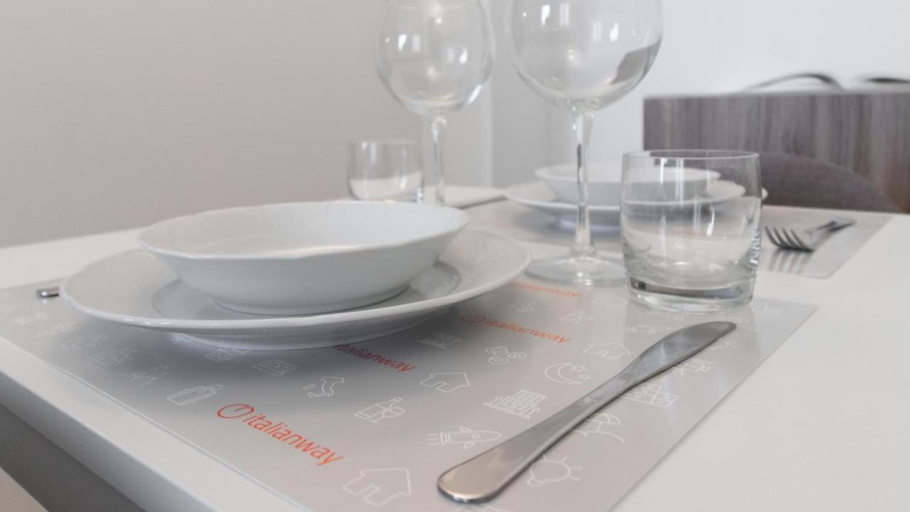 Italianway - Caterina Da Forli 6 Appartement Milaan Buitenkant foto